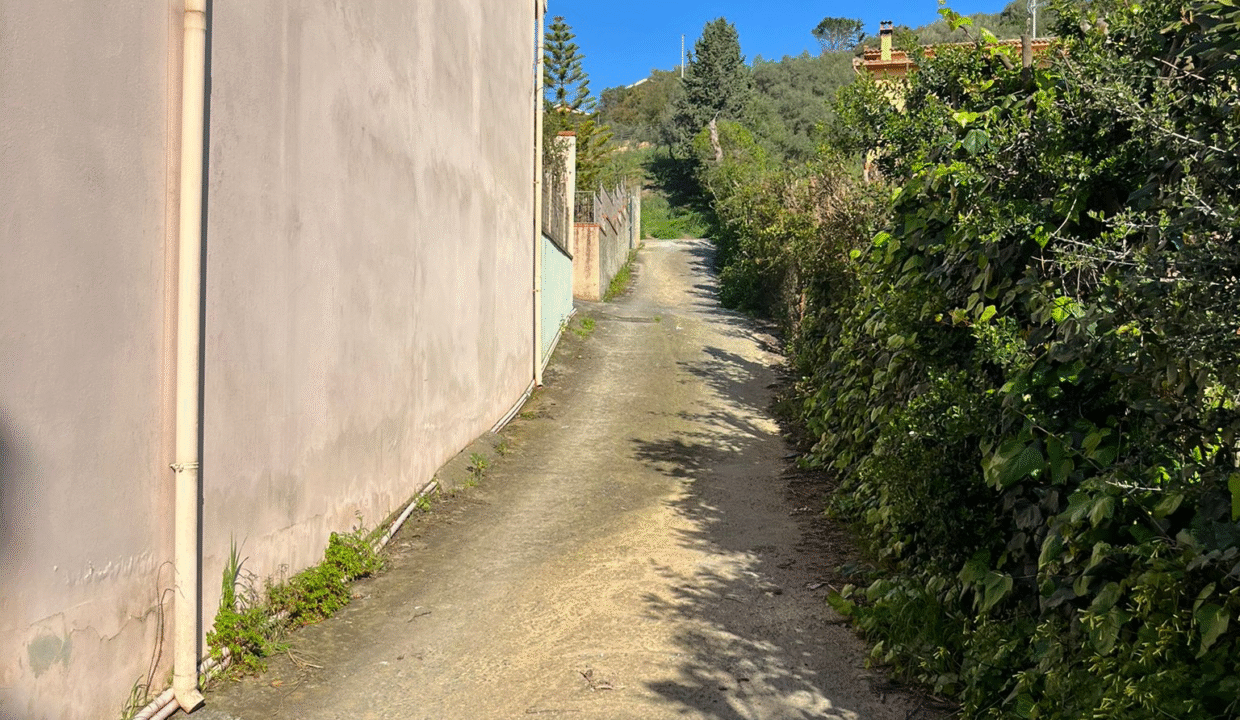 fc349c4f-2a8f-4c4b-9d1e-7721c84f0a95