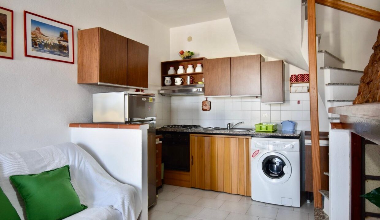 WhatsApp Image 2025-05-23 at 11.42.00 (1)