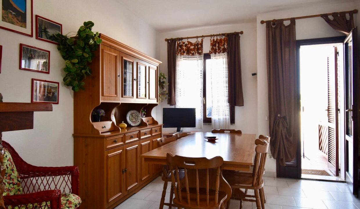 WhatsApp Image 2025-05-23 at 11.42.01 (2)