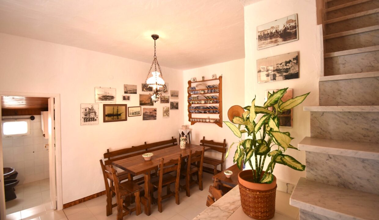 d7a51e6a-4cf2-424f-bbc6-8558c1a28432