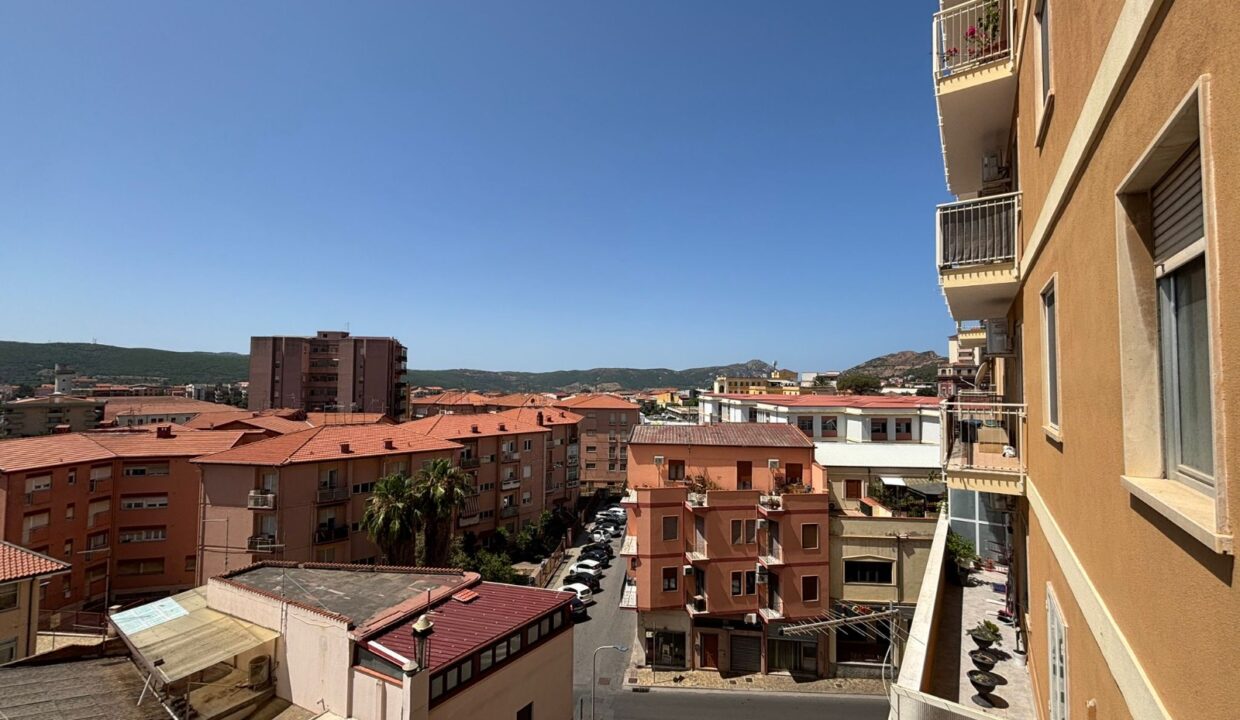 WhatsApp Image 2025-09-19 at 12.11.56 (2)