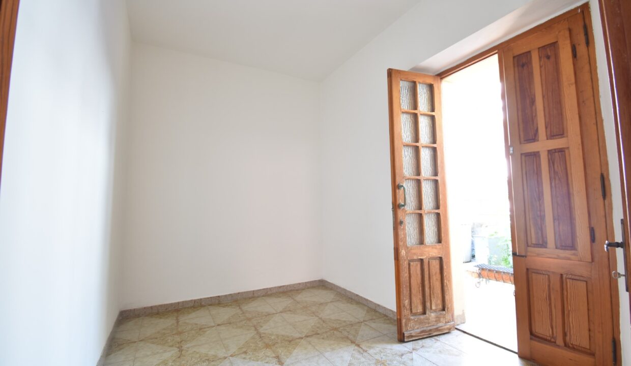 WhatsApp Image 2025-08-25 at 16.54.25 (1)