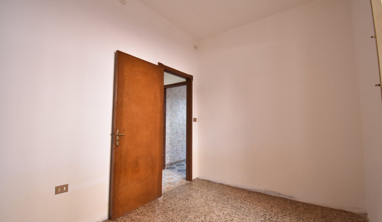 WhatsApp Image 2025-08-25 at 16.54.25