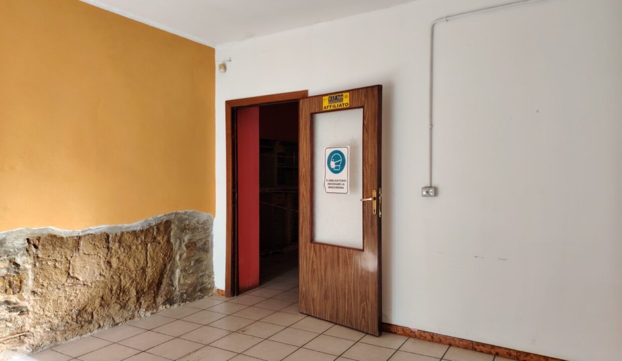 WhatsApp Image 2025-10-16 at 17.05.09 (11)