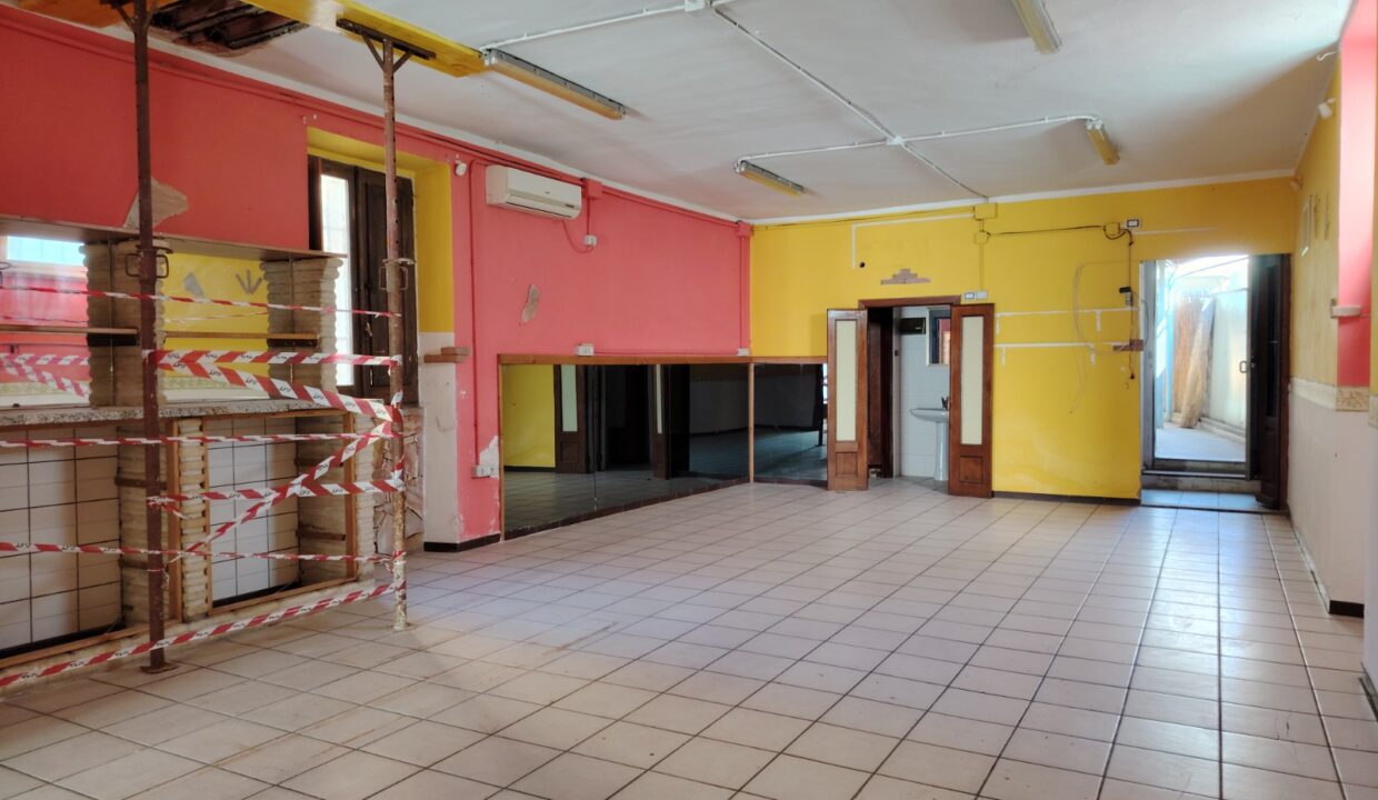 WhatsApp Image 2025-10-16 at 17.05.09