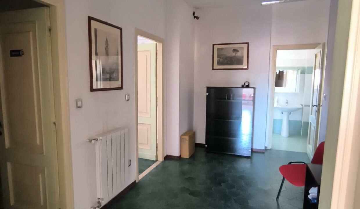 Via Cattaneo Ufficio (7)
